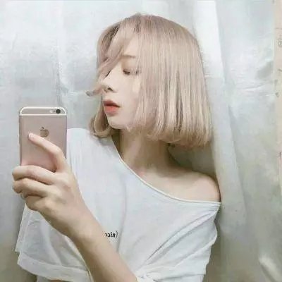 女高音们